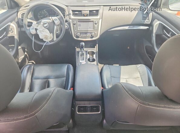 1N4AL3AP5GC190756 2016 NISSAN ALTIMA Серебряный Вид панели приборов