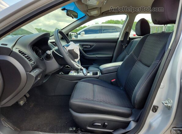 1N4AL3AP5GN353507 2016 NISSAN ALTIMA Silver Front interior view