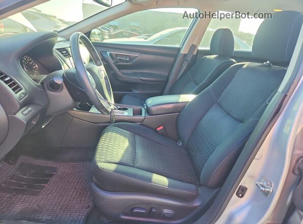 1N4AL3AP5HC115881 2017 NISSAN ALTIMA Silver Вид салону спереду