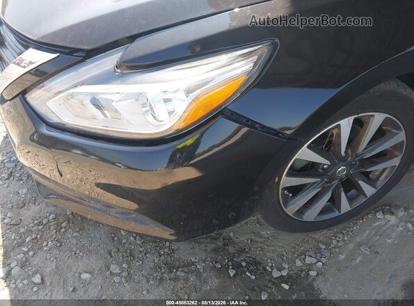 1N4AL3AP5HC153045 2017 NISSAN ALTIMA Black Սարքավորումների վահանակի տեսք
