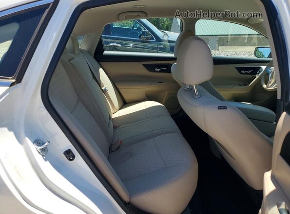 1N4AL3AP5HC172811 2017 NISSAN ALTIMA Белый Вид задних сидений