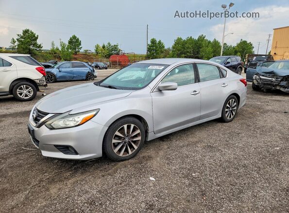 1N4AL3AP5HC175935 2017 NISSAN ALTIMA Серебряный Задняя левая четверть