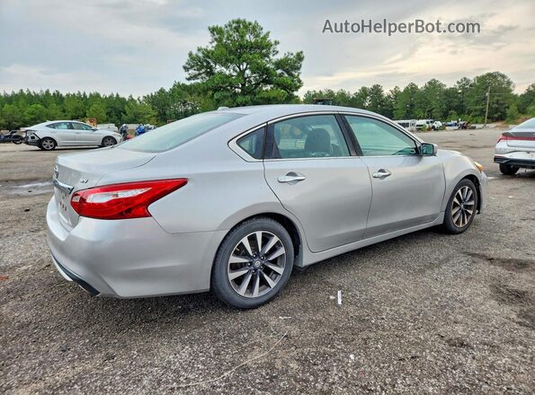 1N4AL3AP5HC175935 2017 NISSAN ALTIMA Серебряный Вид сзади