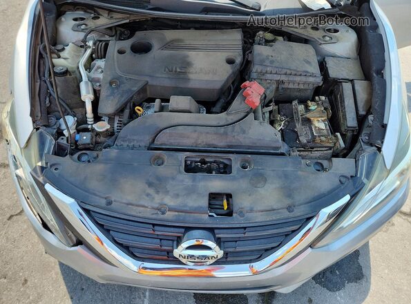 1N4AL3AP5HC192833 2017 NISSAN ALTIMA Silver Սալոնի հետևի տեսք