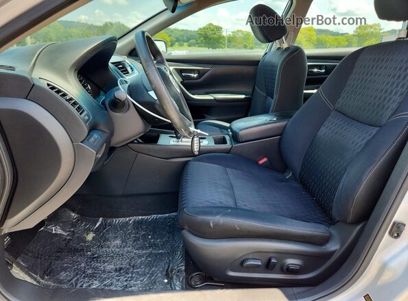 1N4AL3AP5HC192833 2017 NISSAN ALTIMA Silver Սալոնի դիմացի տեսք