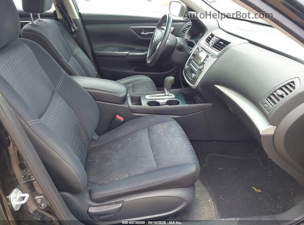 1N4AL3AP5HC202437 2017 NISSAN ALTIMA Black Front interior view
