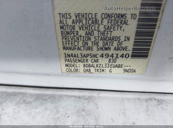 1N4AL3AP5HC494140 2017 NISSAN ALTIMA White Widok komory silnika