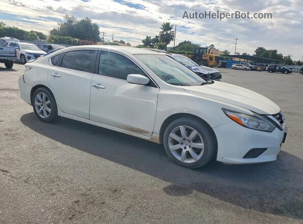 1N4AL3AP5HN337678 2017 NISSAN ALTIMA White წინა მარჯვენა