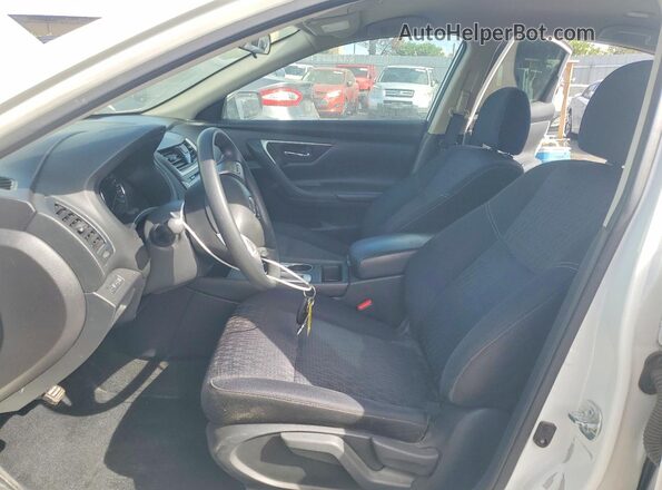 1N4AL3AP5HN337678 2017 NISSAN ALTIMA White წინა სალონის ხედი