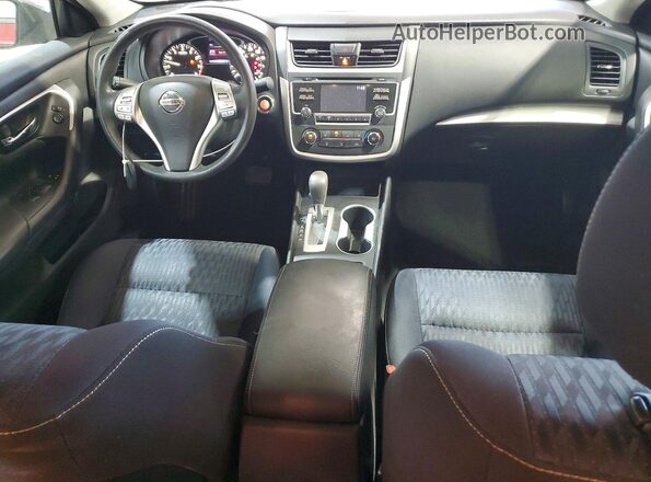 1N4AL3AP5JC114106 2018 NISSAN ALTIMA Красный Вид панели приборов