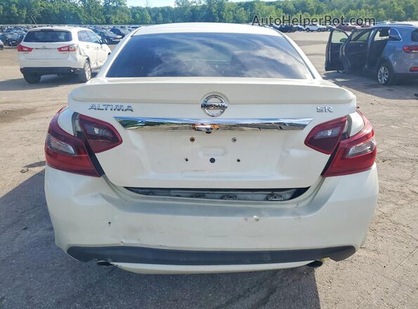 1N4AL3AP5JC120858 2018 NISSAN ALTIMA White უკანა ხედი