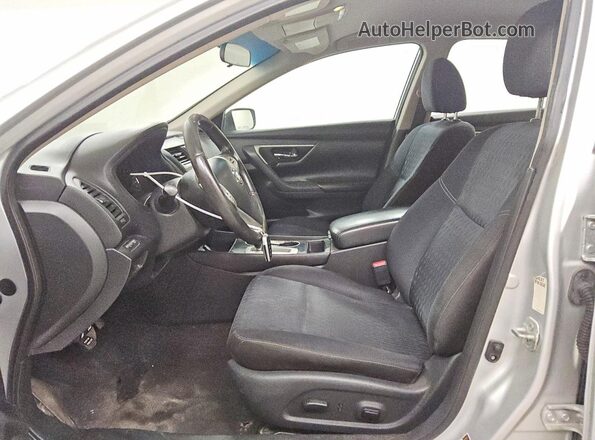 1N4AL3AP5JC124621 2018 NISSAN ALTIMA Silver Widok wnętrza z przodu