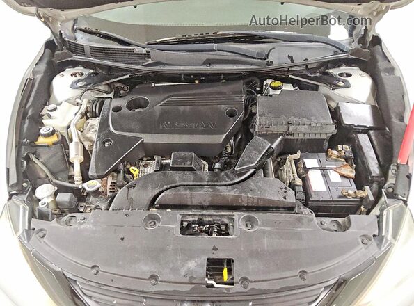 1N4AL3AP5JC124621 2018 NISSAN ALTIMA Silver Widok wnętrza z tyłu
