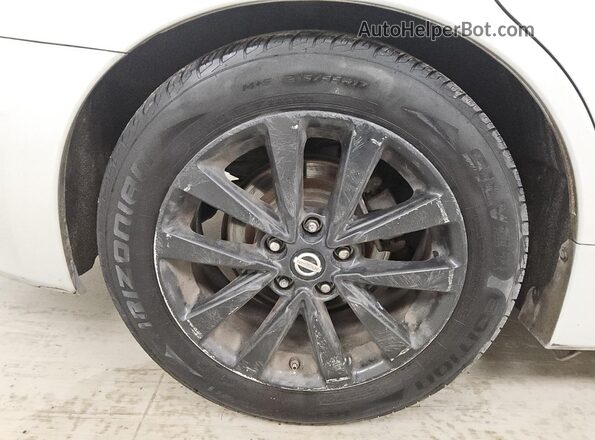 1N4AL3AP5JC124621 2018 NISSAN ALTIMA Silver 