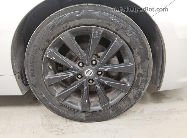 1N4AL3AP5JC124621 2018 NISSAN ALTIMA Silver 