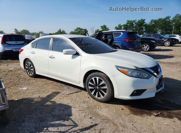 1N4AL3AP5JC134579 2018 NISSAN ALTIMA White Przód prawy