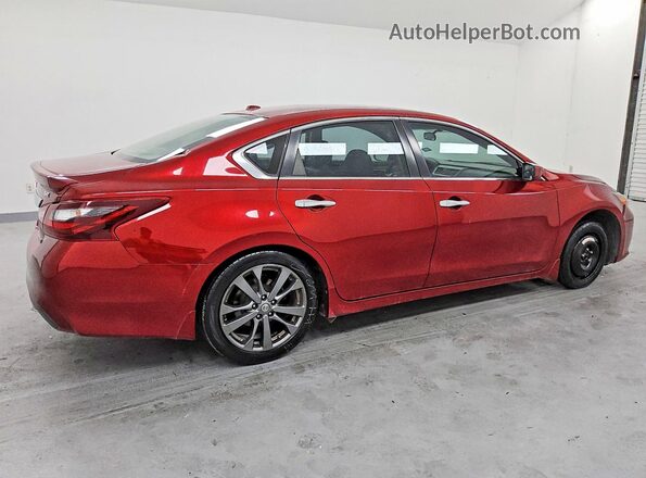 1N4AL3AP5JC197259 2018 NISSAN ALTIMA Красный Задняя правая четверть