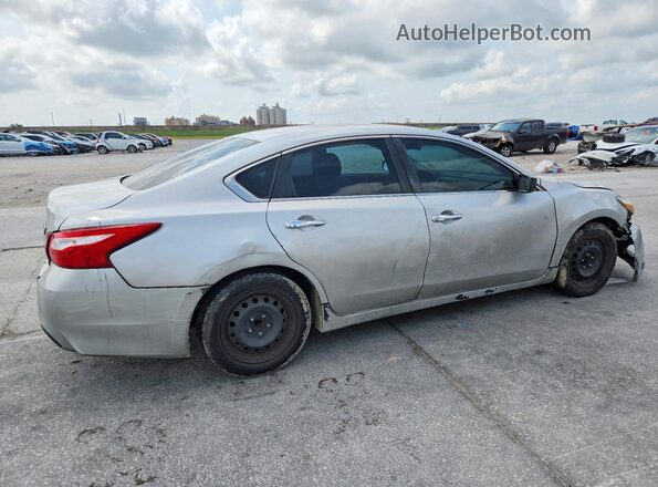 1N4AL3AP5JC250588 2018 NISSAN ALTIMA Silver Tył prawy
