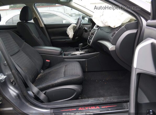 1N4AL3AP5JC267052 2018 NISSAN ALTIMA Серый Вид салона спереди