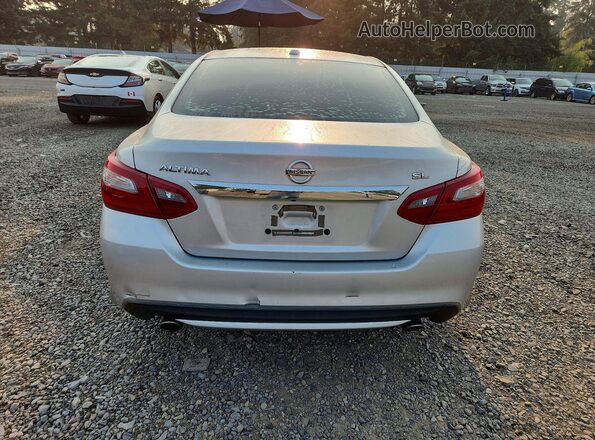 1N4AL3AP5JC271439 2018 NISSAN ALTIMA Silver Вид ззаду