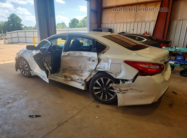 1N4AL3AP6GC262001 2016 NISSAN ALTIMA White Tył lewy