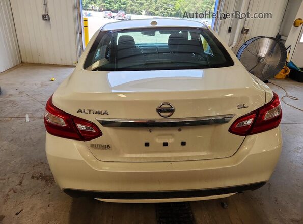 1N4AL3AP6GC278666 2016 NISSAN ALTIMA White Widok z tyłu