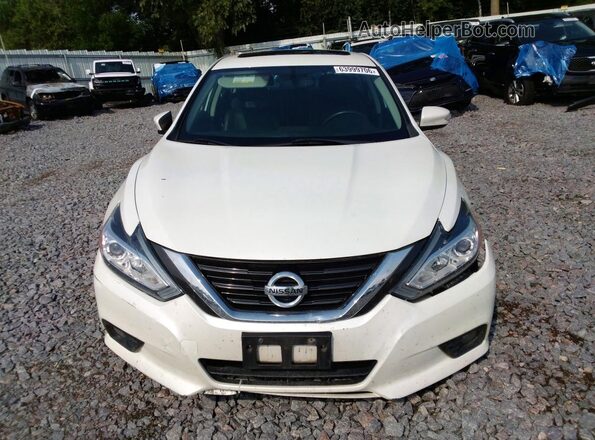 1N4AL3AP6GC278666 2016 NISSAN ALTIMA White Widok z przodu