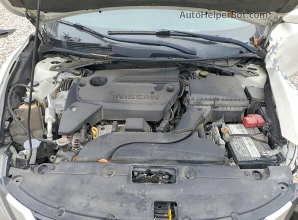 1N4AL3AP6GN374107 2016 NISSAN ALTIMA White Вид задньої частини салону