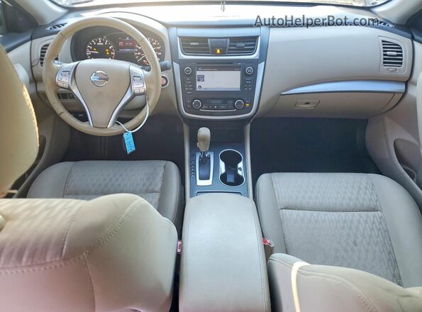 1N4AL3AP6HC130597 2017 NISSAN ALTIMA Белый Вид панели приборов