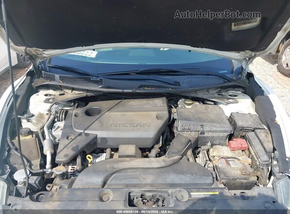 1N4AL3AP6HC156746 2017 NISSAN ALTIMA White Rear view