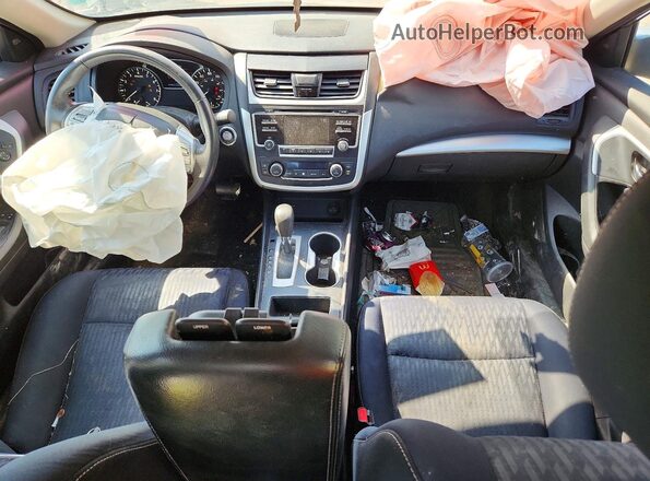 1N4AL3AP6HC238752 2017 NISSAN ALTIMA Серебряный Вид панели приборов
