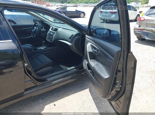 1N4AL3AP6HC292472 2017 NISSAN ALTIMA Черный Вид салона спереди