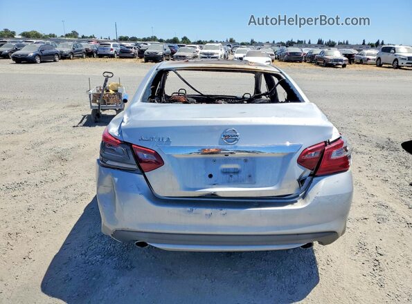 1N4AL3AP6JC102286 2018 NISSAN ALTIMA Silver Вид ззаду