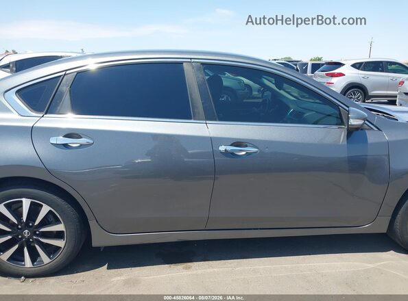 1N4AL3AP6JC189073 2018 NISSAN ALTIMA Gray Вид задньої частини салону