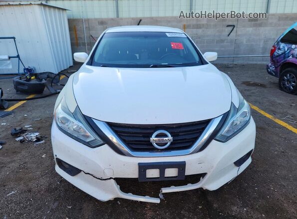 1N4AL3AP6JC214635 2018 NISSAN ALTIMA White Widok z przodu