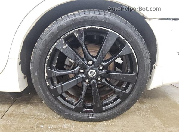 1N4AL3AP6JC223917 2018 NISSAN ALTIMA White 