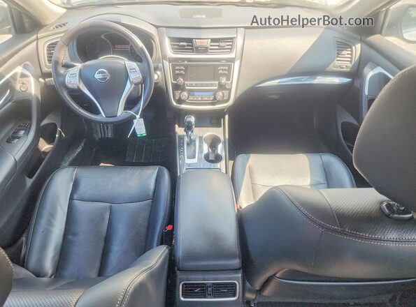 1N4AL3AP6JC241432 2018 NISSAN ALTIMA Серебряный Вид панели приборов