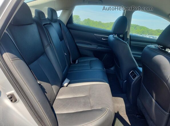 1N4AL3AP6JC241432 2018 NISSAN ALTIMA Серебряный Вид задних сидений