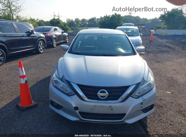 1N4AL3AP6JC243648 2018 NISSAN ALTIMA Silver Widok zestawu wskaźników