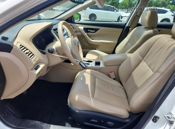 1N4AL3AP7GC185400 2016 NISSAN ALTIMA White Vista interior delantera