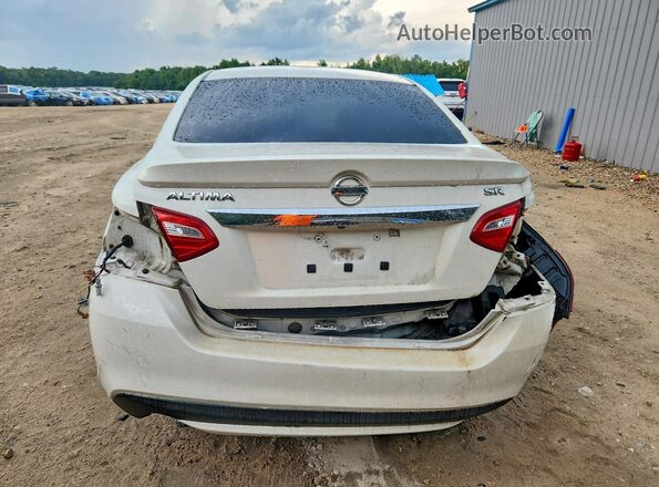 1N4AL3AP7GC239665 2016 NISSAN ALTIMA White Հետևի տեսք