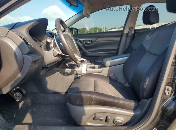 1N4AL3AP7HC135677 2017 NISSAN ALTIMA Черный Вид салона спереди