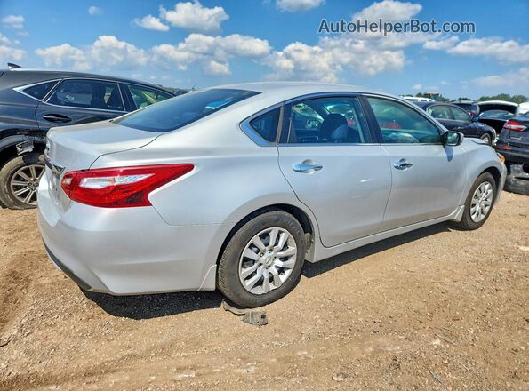 1N4AL3AP7HC213892 2017 NISSAN ALTIMA Серебряный Задняя правая четверть