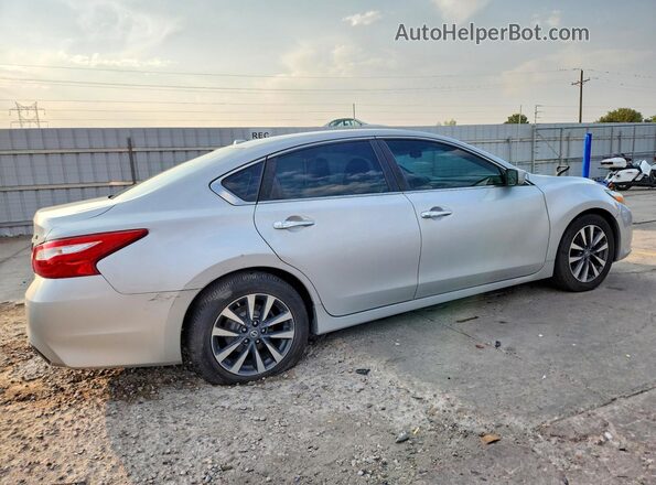 1N4AL3AP7HC271159 2017 NISSAN ALTIMA Серебряный Задняя правая четверть