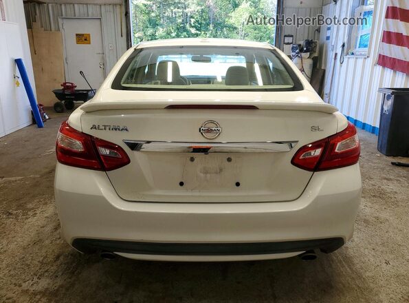 1N4AL3AP7HC288723 2017 NISSAN ALTIMA White Դիմացի տեսք