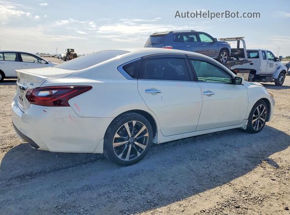 1N4AL3AP7HN320753 2017 NISSAN ALTIMA Белый Задняя правая четверть