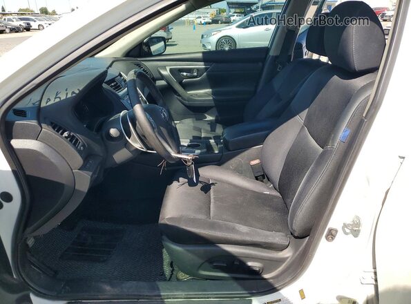 1N4AL3AP7HN320753 2017 NISSAN ALTIMA Белый Вид салона спереди