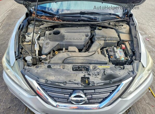 1N4AL3AP7HN346446 2017 NISSAN ALTIMA Серебряный Вид задней части салона