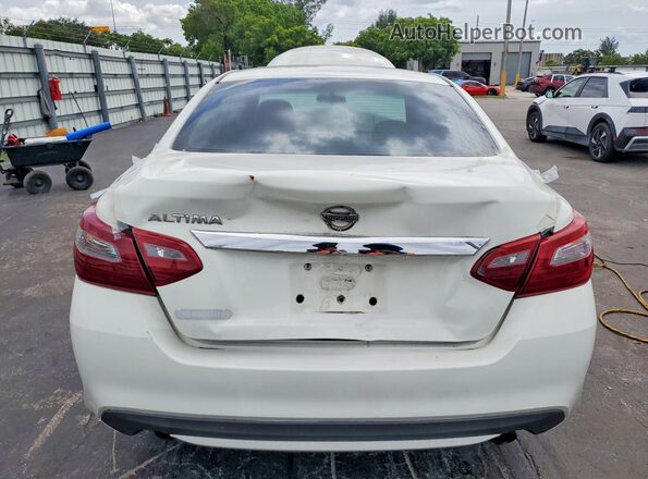 1N4AL3AP7JC144434 2018 NISSAN ALTIMA White Հետևի տեսք
