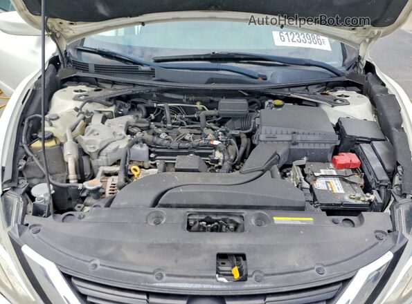 1N4AL3AP7JC144434 2018 NISSAN ALTIMA White Սալոնի հետևի տեսք